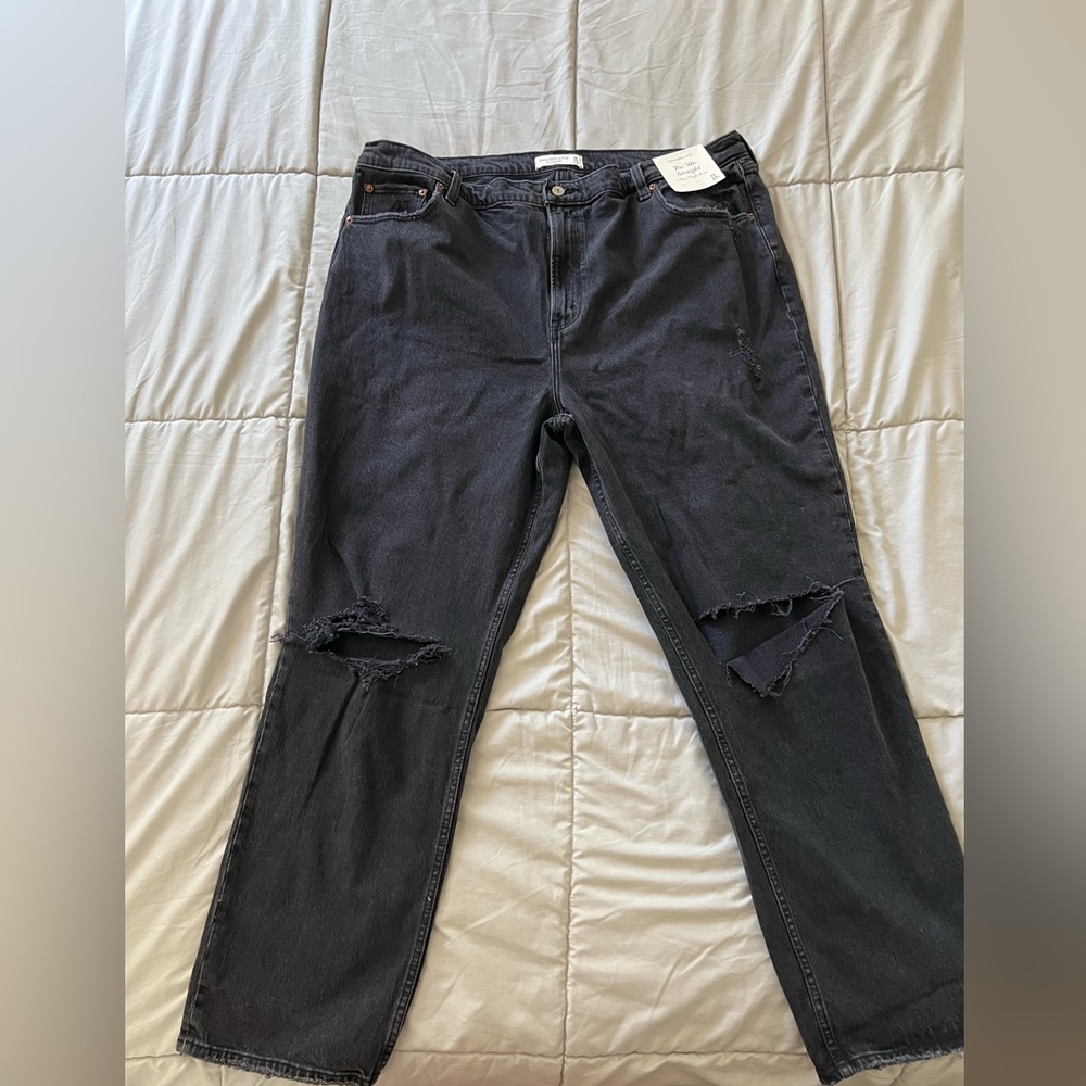 Ultra high rise 90s straight jean